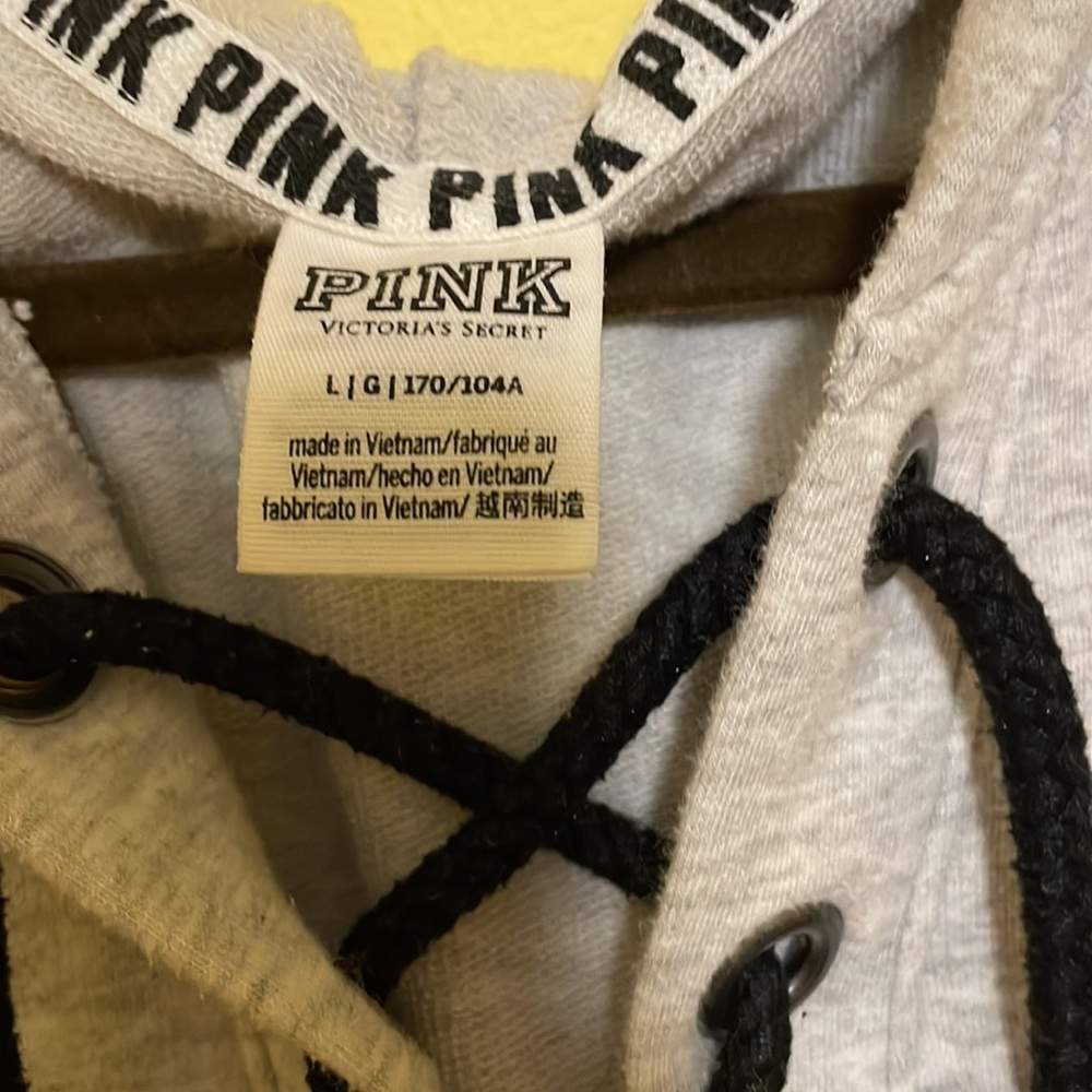 Pink corded v-neck hoodie. - Picture 3 of 4